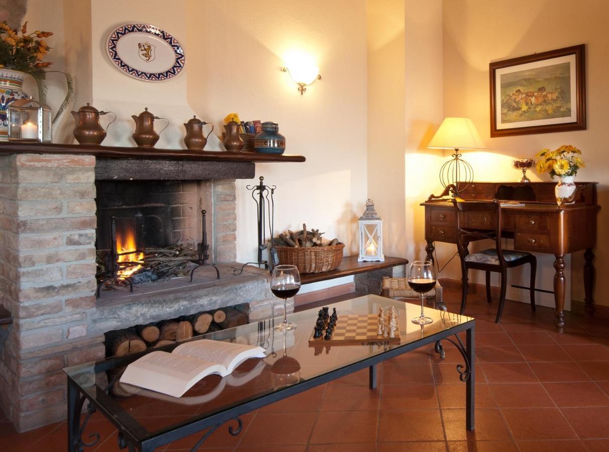 Tenuta Di Forte Sorgnano Гуальдо-Каттанео Номер фото